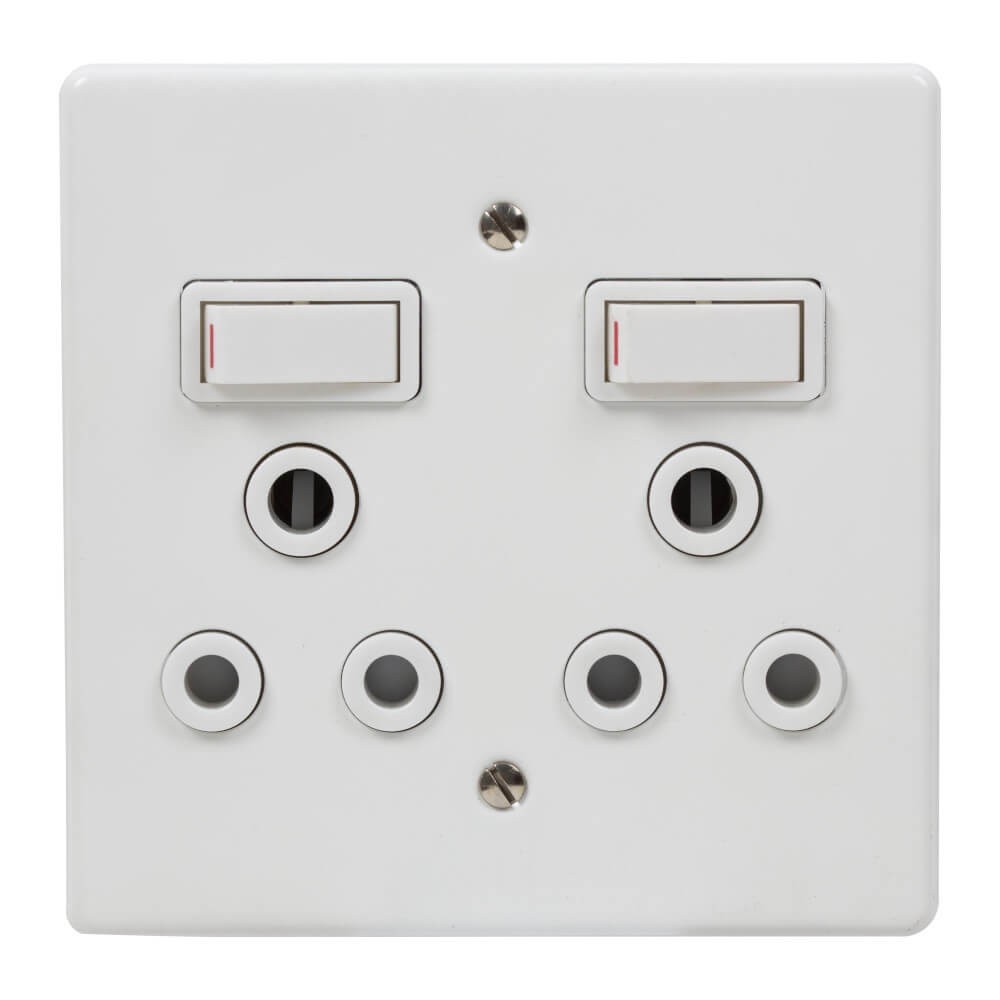 Switch Plug Crabtree Twin Switch Plug Crabtree Twin