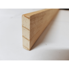 Cover Strip Pine 30x9 / 3m