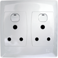 Switch Plug Double Mes 4x4