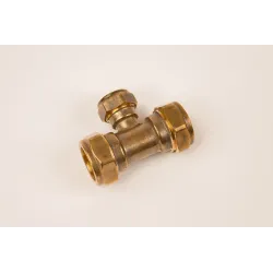 Co Cxcxc Tee Red 22X22X15mm (Non SABS)