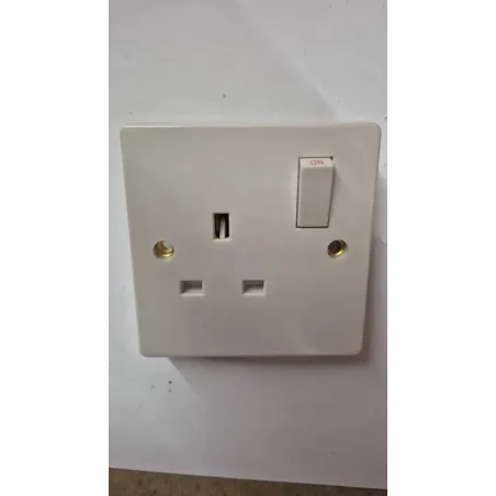 Switch Plug And Cover 3X3 13A 1G Sq, Watford - Cashbuild