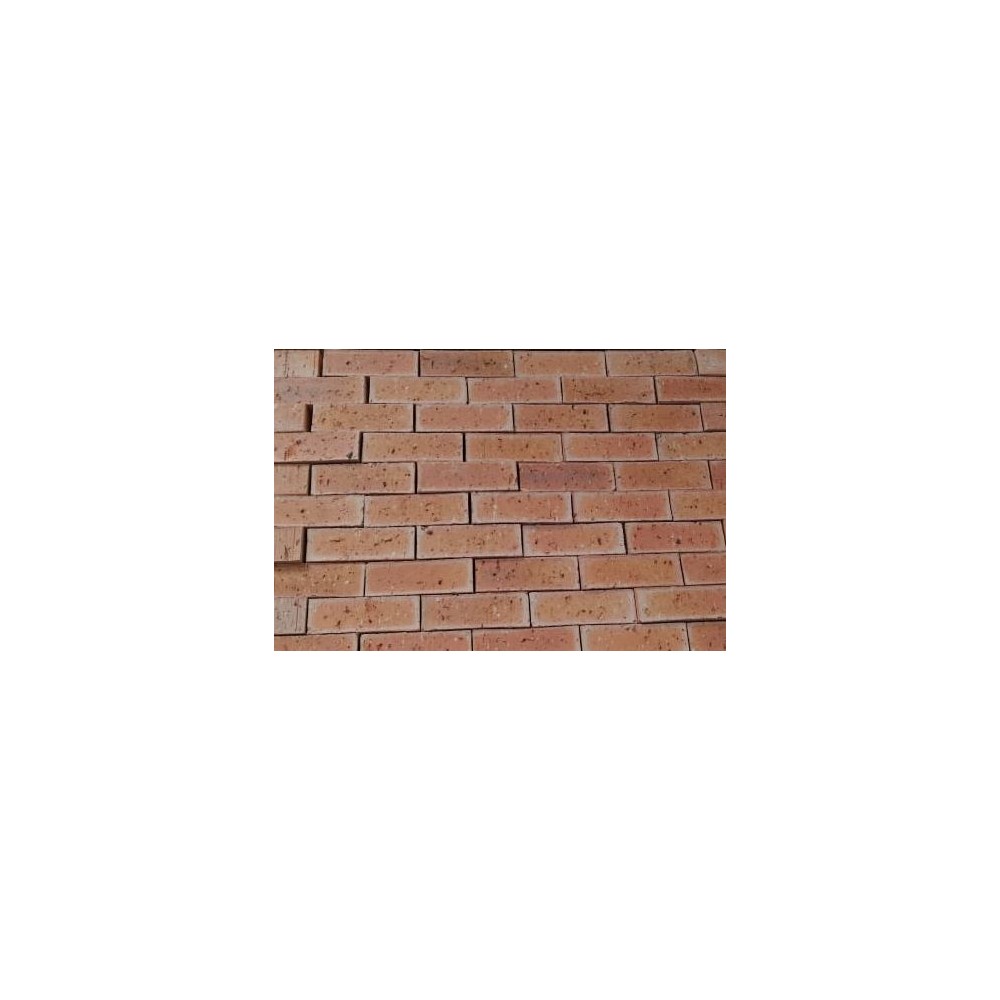 Face Brick Inkunzi Travertine, Cashbuild